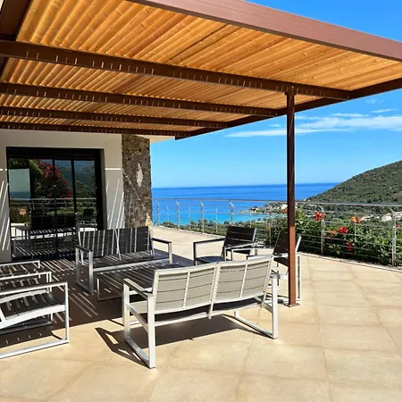 Valou Sea And Mountain View Vila *
